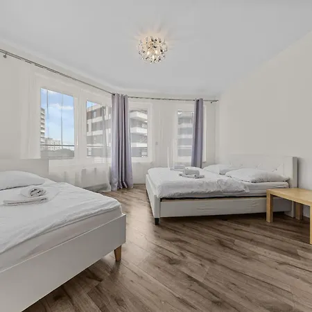 Апартаменты Air-conditioned, 2 With Balcony, New Building Raca Братислава