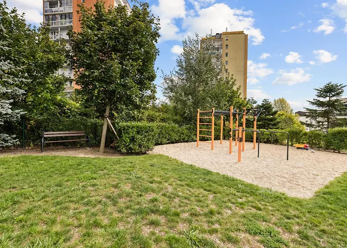 דירה Air-conditioned, 2 With Balcony, New Building Raca *