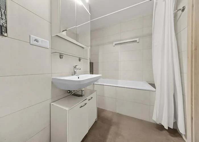 Air-conditioned, 2 With Balcony, New Building Raca דירה ברטיסלאבה